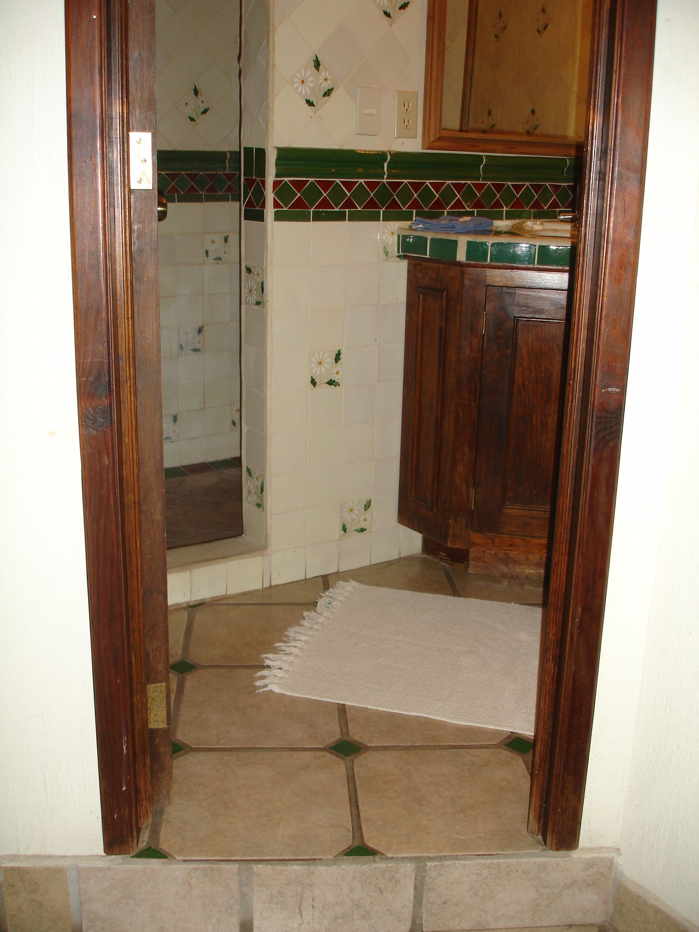 sanctuary garden suite | bathroom | shower, rainfall showerhead, free toiletries, hair dryer