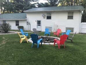 Property grounds - 5 Bedroom Lake Access House and Entertainment Bldg  (Fremont)