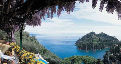 Sophisticated apartment sea view next to Cinque Terre, Portofino, Sestri Levante