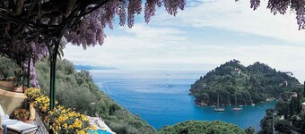 Sophisticated apartment sea view next to Cinque Terre, Portofino, Sestri Levante