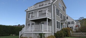 Luxury Beach House, Easton Point. Ocean Views, 2 Master BRs, Walk to Everything