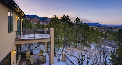 Modern Home, 3 Family Rooms, 3 Decks, 1 Mile from Broadmoor, 500’ above CoS.