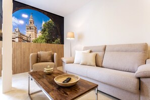 TV - Plaza de la Magdalena deluxe (Sevilla)