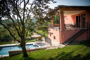 Pool - Villa with pool in the "casa del moré" langhe Cuneo (La morra)