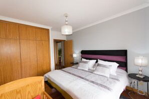 1 bedroom, iron/ironing board, Internet, bed sheets