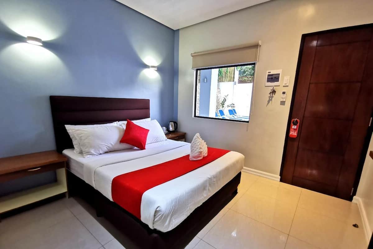 Standard Double Room | 1 bedroom, WiFi (free), bed sheets