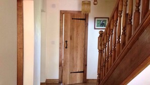 Interior - Cae Eithin Cottage, Colwyn Bay, N. Wales (sleeps 8) (Colwyn Bay)