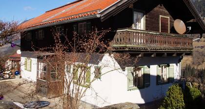 Chalet confortable dans un endroit calme et une vue magnifique