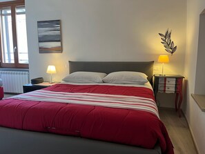 1 camera, ferro/asse da stiro, Wi-Fi gratuito, lenzuola