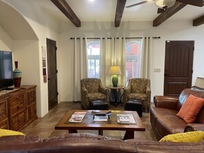 Smart TV, DVD player, books