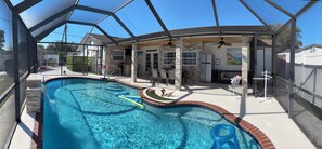 Pool - Amazing house with Pool4b(4b just 9 minutes from Ventura country club golf (Orlando)