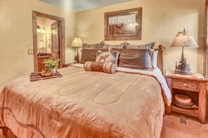 4 Schlafzimmer, Schreibtisch, Bügeleisen/Bügelbrett, WLAN