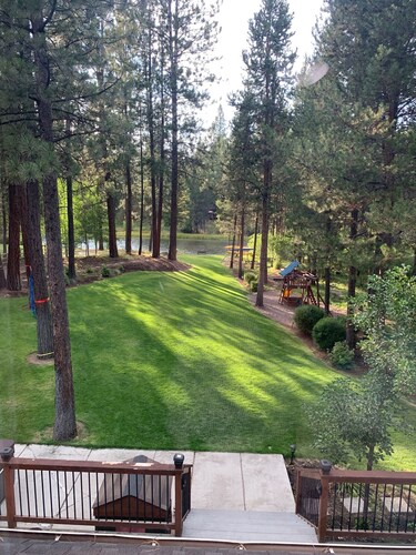 Heiligtum bei Sunriver, River Front Luxury Resort