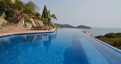 Casa Que Ve Al Mar - 2 Bedroom Villas
