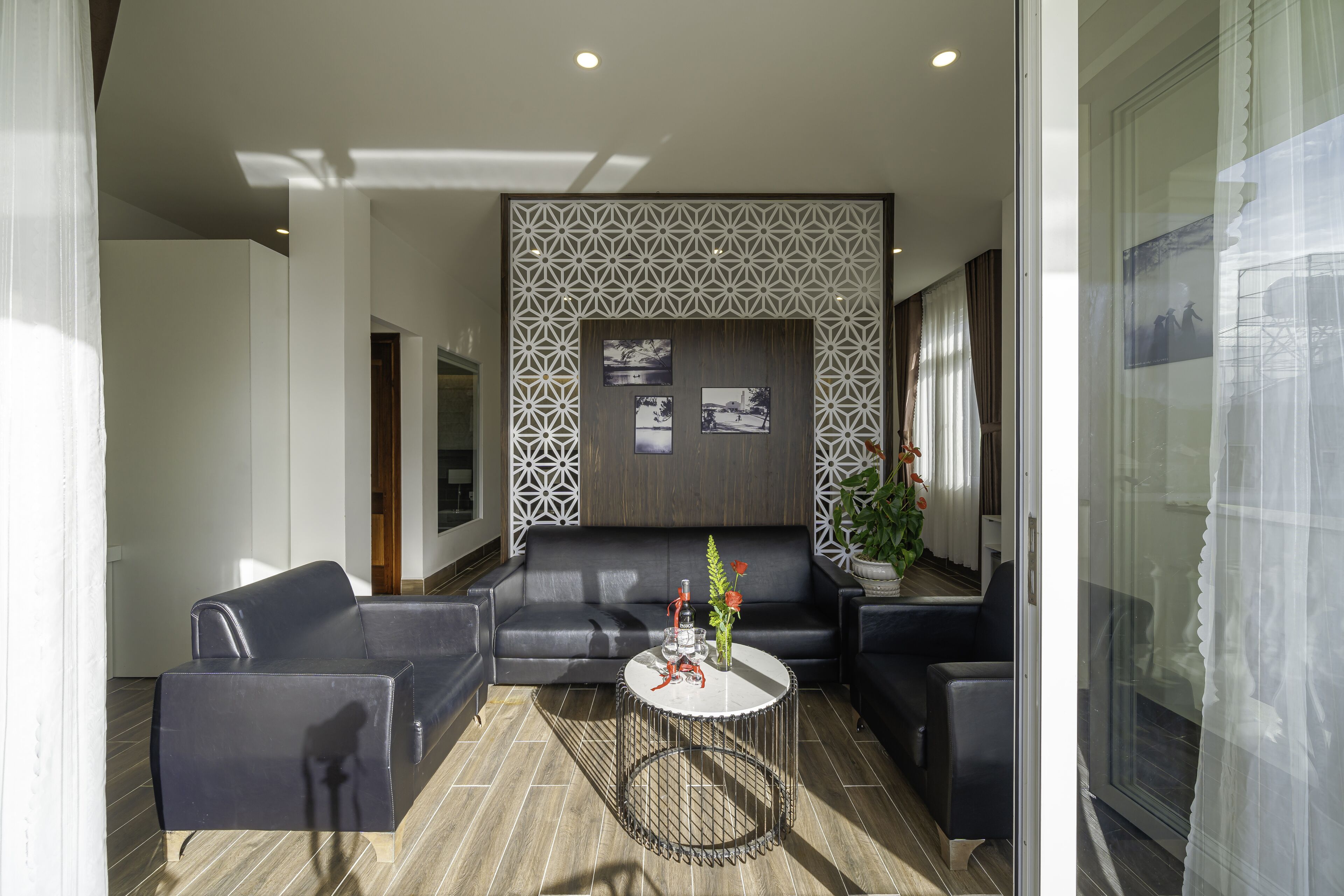 panoramic suite, balcony, hill view | terrace/patio