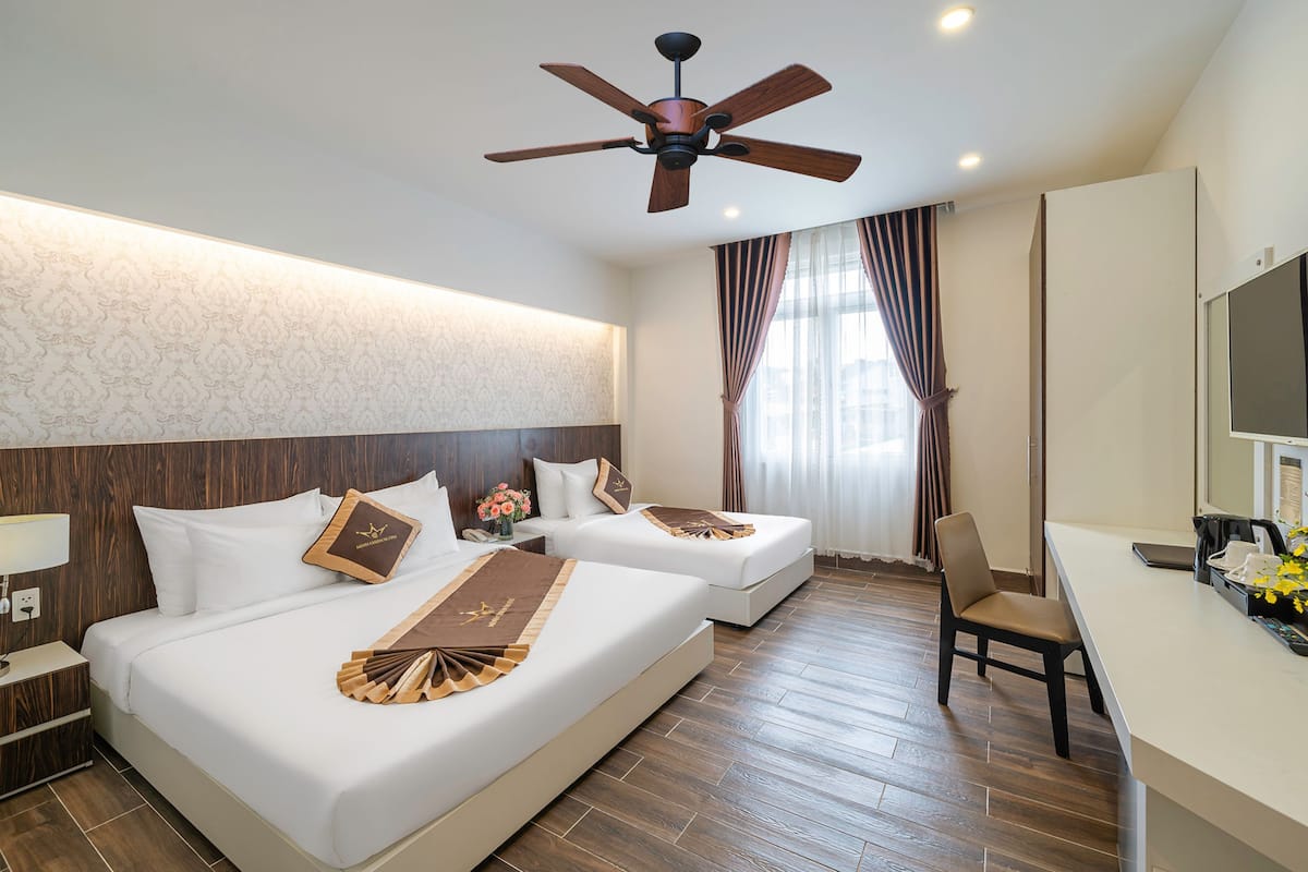 Premium bedding, free minibar items, blackout curtains, soundproofing