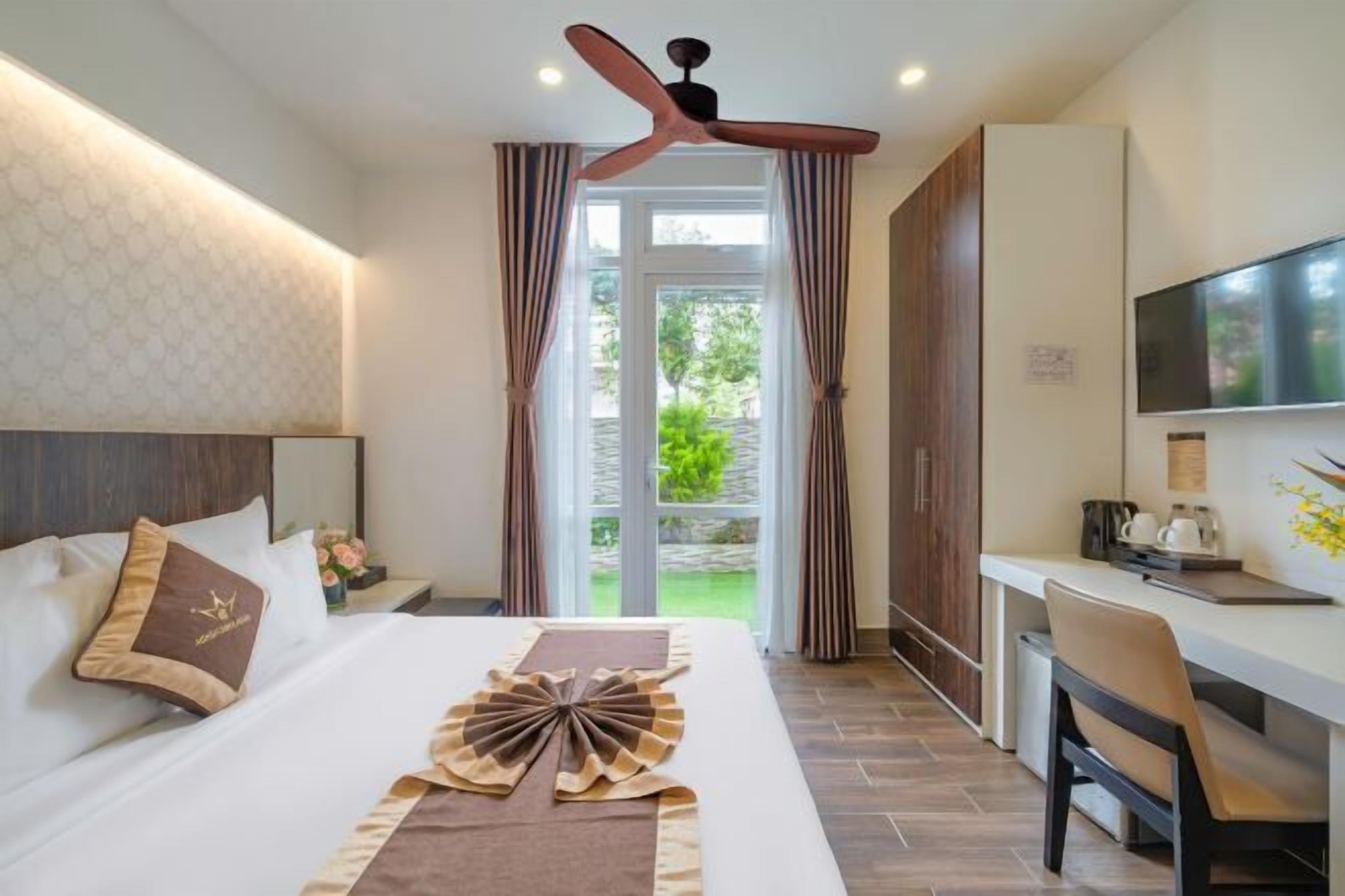 Ropa de cama de alta calidad y artículos del minibar gratis 