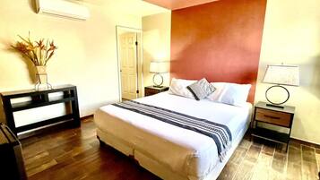 Kamar Single Comfort, pemandangan laut terbatas | Minibar, ruang kerja ramah laptop, dan setrika/meja setrika