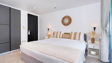 Deluxe Balcony Room | In-room safe, desk, blackout curtains, free WiFi