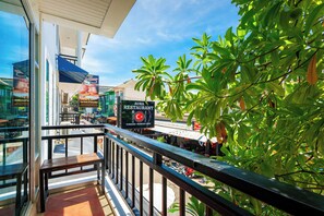 King Room with Balcony | Terrass/Patio