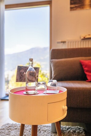 Blackout curtains, free cots/infant beds, free WiFi, bed sheets - Haus Lasaun (Bressanone)