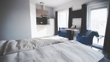 Townhome, 1 Double Bed, Non Smoking | Living area | LED TV