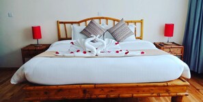 Minibar, in-room safe, desk, soundproofing