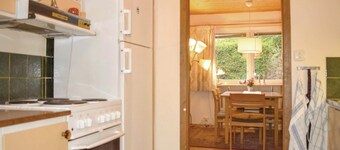 Lovely home in Hjärnarp with sauna