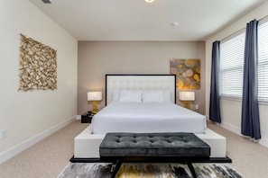 Villa Familiale, plusieurs chambres, côté jardin | 10 chambres, espace de travail pour ordinateur portable