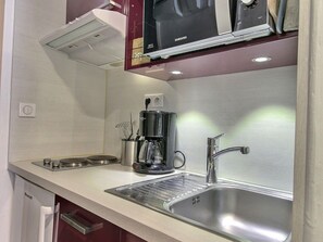 Fridge, microwave, dishwasher