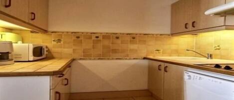 Kühlschrank, Geschirrspüler