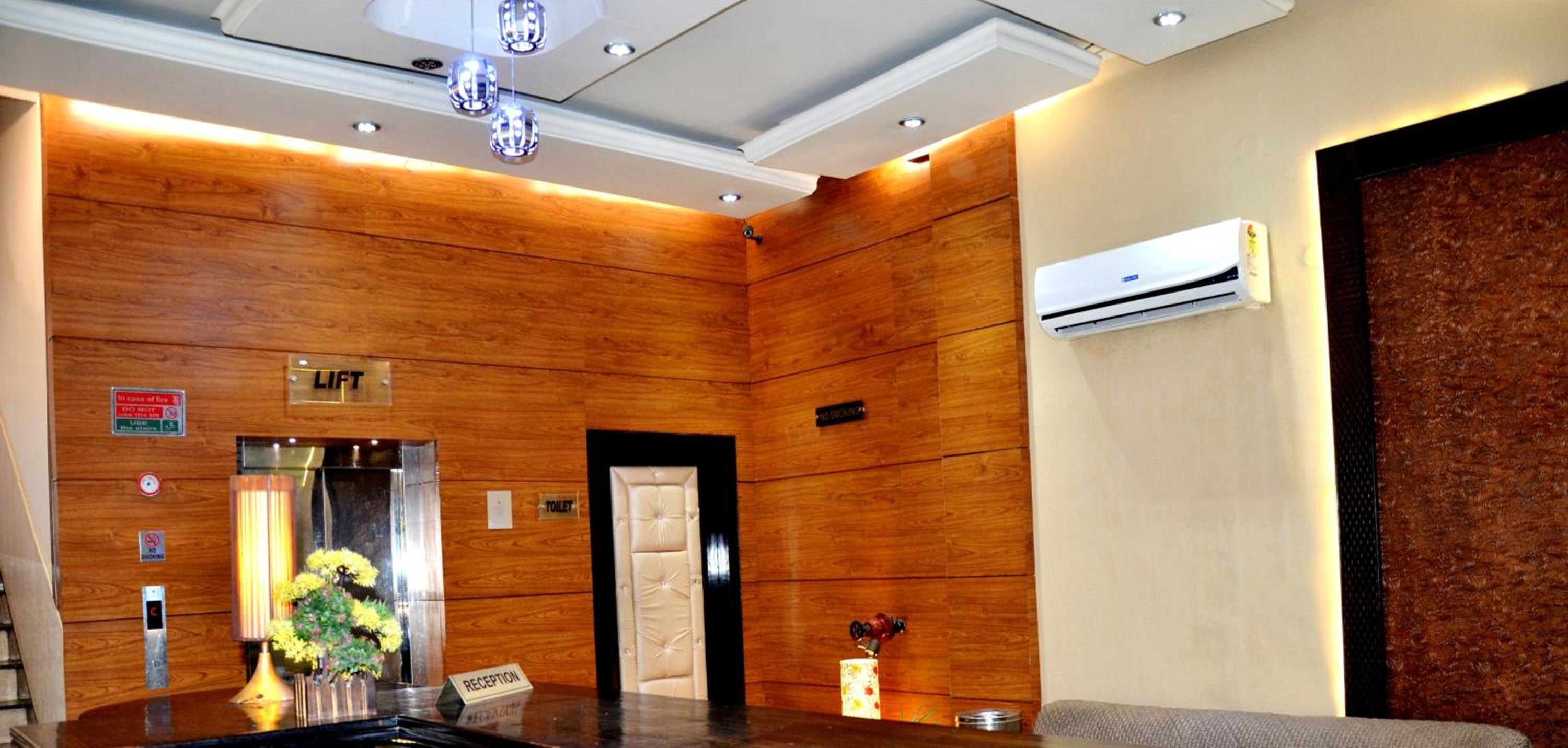 Hall