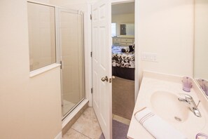 Bathroom shower - Ip60173 - Veranda Palms Resort - 5 Bed 3 Baths Villa (Kissimmee)