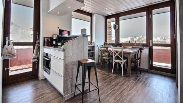 Fridge, microwave, oven, dishwasher - Renovated apartment for 6 with balcony, ski-in/ski-out (La Plagne)