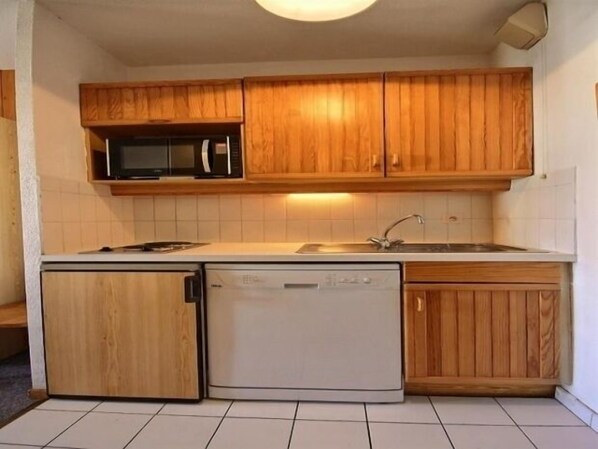 Kühlschrank, Geschirrspüler