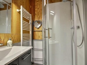 Bathroom - Divisible south studio, balcony with slope view, Belle Plagne (Belle Plagne)