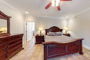 5 Schlafzimmer, Bügeleisen/Bügelbrett, Internetzugang, Bettwäsche