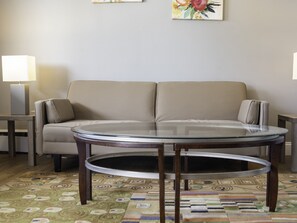 TV a schermo piatto 32 pollici con canali via cavo, TV