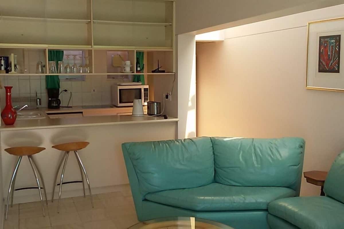 Apartment, 1 Bedroom | Living area