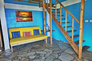 Chambre Panoramique, 1 grand lit et 1 canapé-lit, fumeur, vue océan