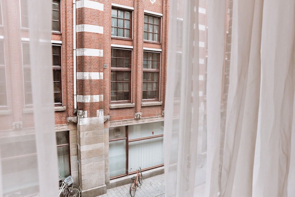 Durty Nellys by null