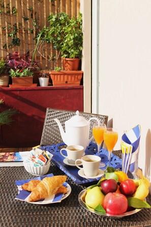 디자인 더블룸, 퀸사이즈침대 1개, 금연 | 방음 설비, 간이 침대, 무료 WiFi, 침대 시트