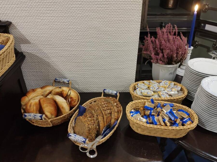 Desayuno buffet (con cargo) los días de semana