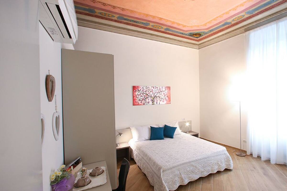 Habitación doble (Bartolo) | Escritorio, camas supletorias, wifi gratis y decoración individual