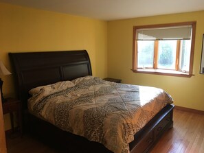 5 bedrooms, iron/ironing board, free WiFi, wheelchair access