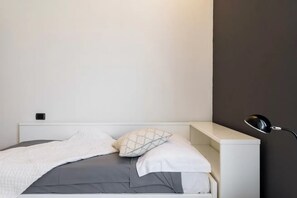 3 bedrooms, premium bedding, down comforters, desk - My Home in Como - Vista Duomo (Como)