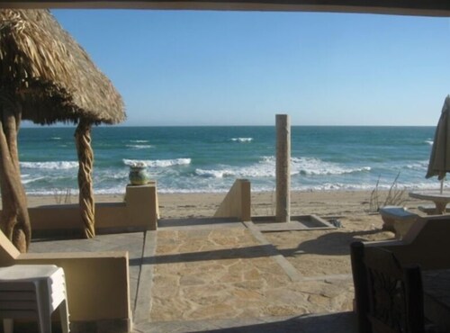 Alle 4 Schlafzimmer sind am Strand mit Kingsize-Betten