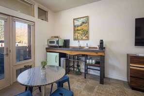 Fridge, microwave, coffee/tea maker, toaster