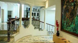 Ảnh chưa phân loại, 3 trong số 12 ảnh, nút