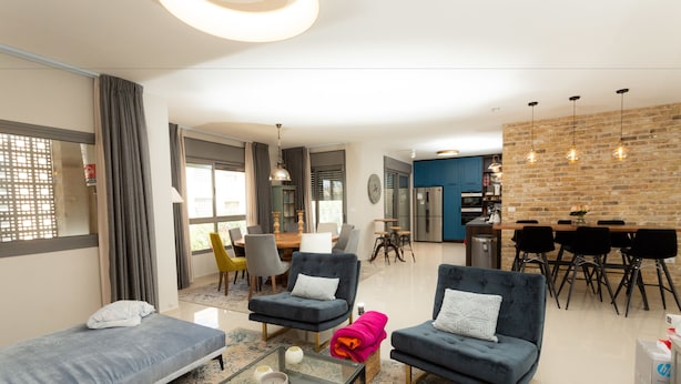 Deluxe Apartment, 3 Bedrooms | Living room - Museum Residence Brand New Apt (Jerusalem)